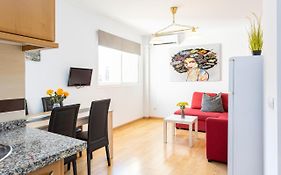 Holidays2Malaga Cruz Verde City Center With Aircon & Wifi
